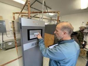 Steve sets up the 10kW transmitter